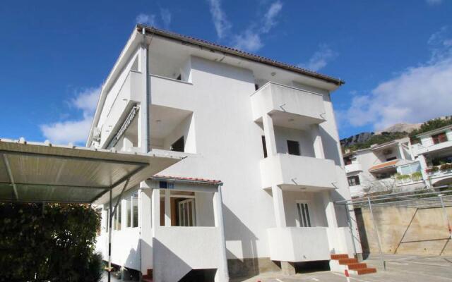 Sersic - Two Bedroom