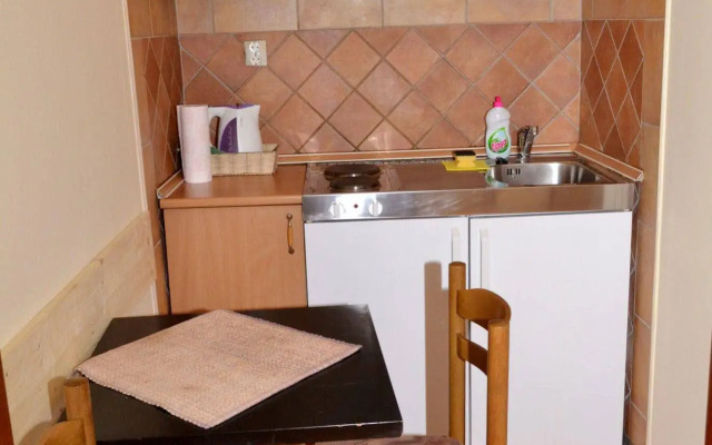 Tianis Apartments