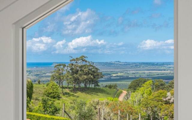 Your Luxury Escape-Ocean View Barn House