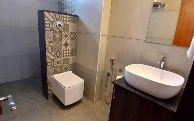 PPH Living Rajathagiri Palace Premium