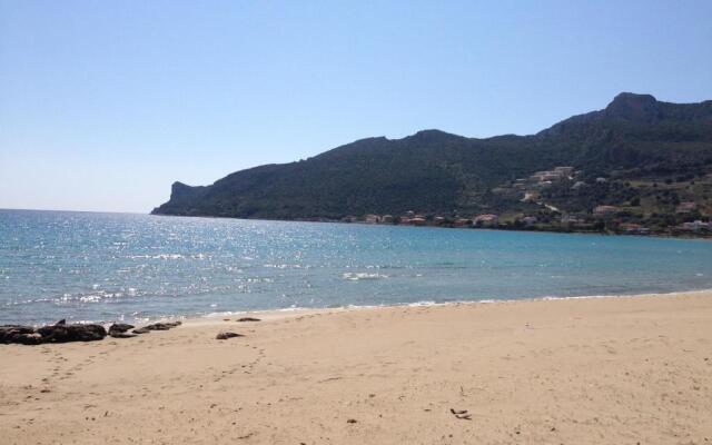 Fully Equipped Beach House at Pachia Ammos Plytra