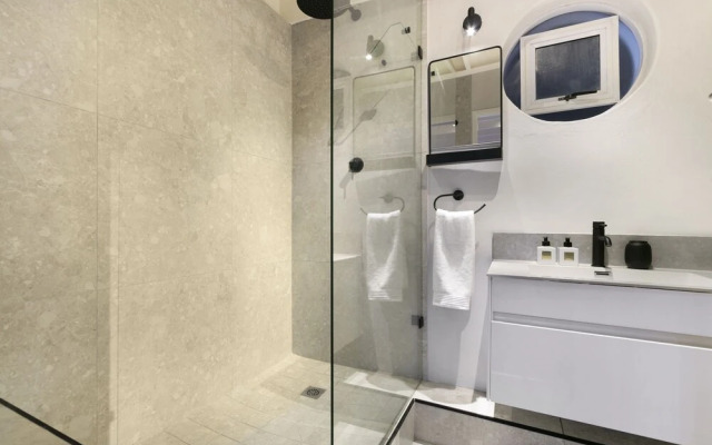 Harbour Terrace 40 - Loft Apartment