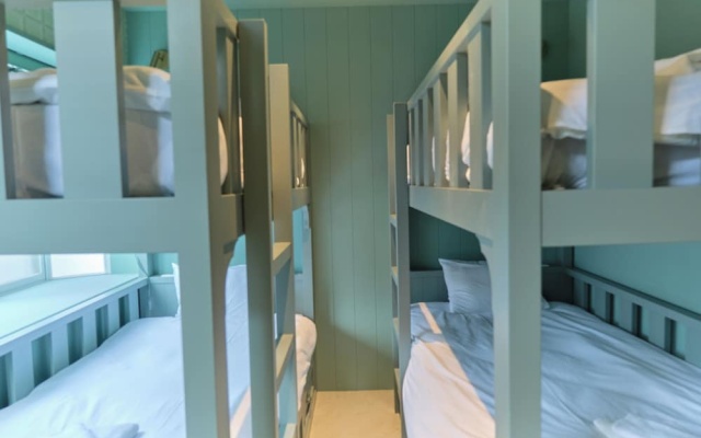 Q-ROOMS.HARAJUKU – Guest Rooms – Tokyo