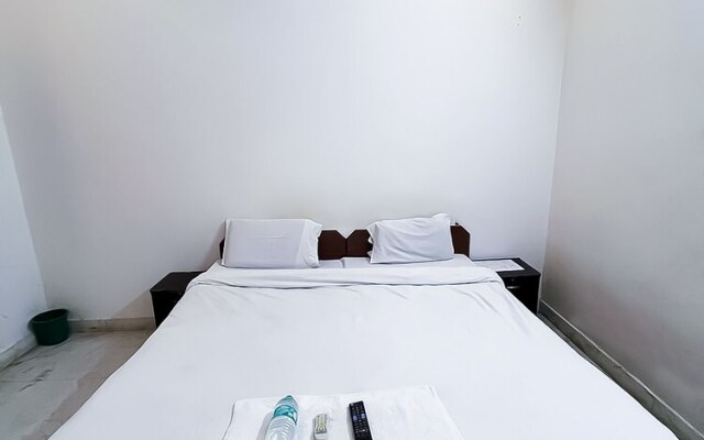 Roomshala 117 Shubham residency