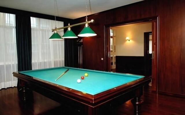 Hipócrates Curhotel