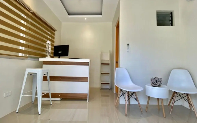 The Quarters by OYO Rooms