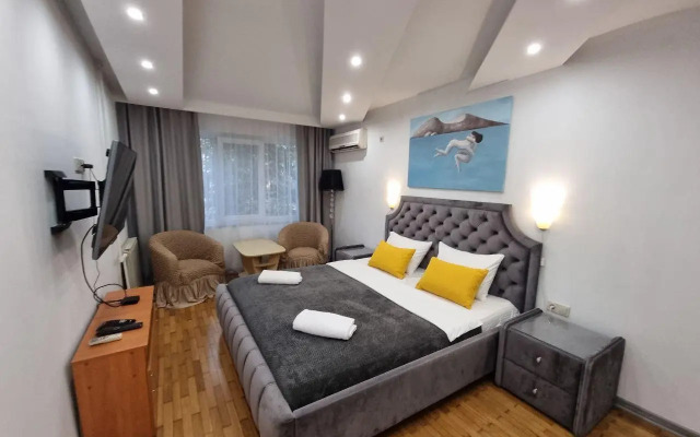 Апартаменты на улице Островского 2