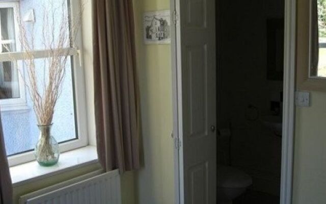 Babbling Brook Guest House