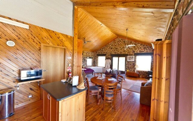 Everview Luxury Retreat
