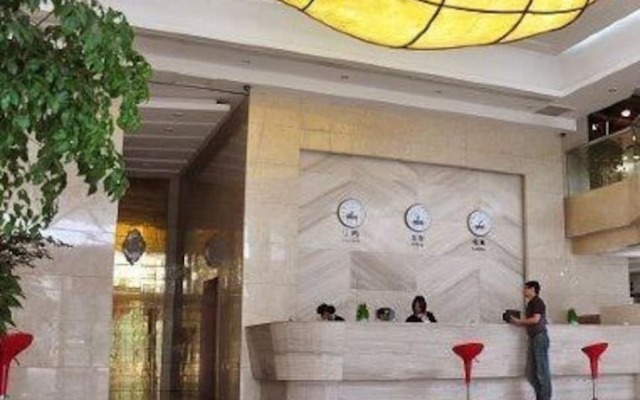 Qingdao Yunfatins Hotel