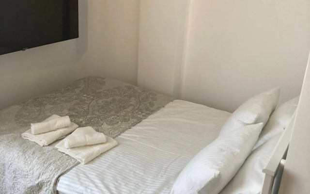 Astoria Studio for Beach Holiday