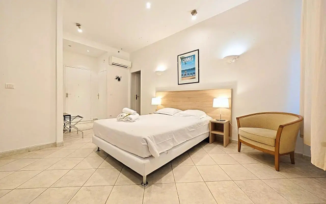 Viva Riviera - 11 Rue Commandant André - Hotel in 戛纳 - Photo 2