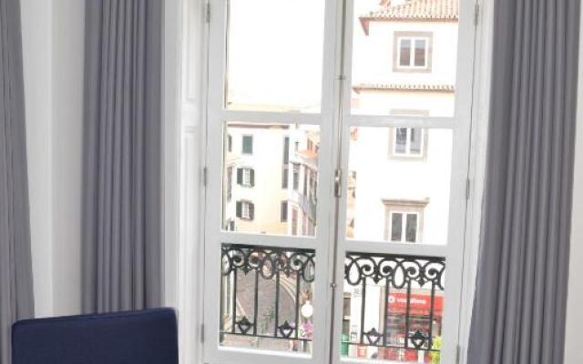 Edifício Charles 203