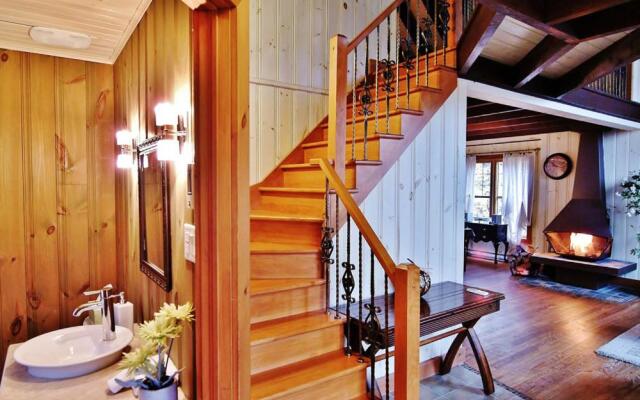 Chalets Alpins - 9017 Chemin des Alpages