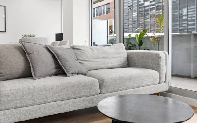 Sleek South Yarra 2-bed With Alfresco Dining – Guest Rooms – Melbourne