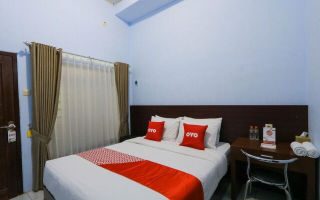 OYO 2453 Artha Graha Vip