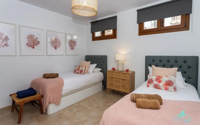 Inviting 4-bed Villa in Playa Blanca