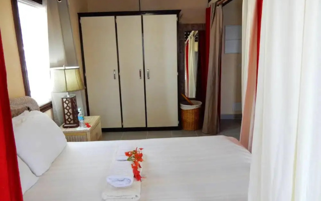 House with One Bedroom in Saint-Martin, with Wonderful Sea View, Furnished Garden And Wifi - 100 M From the Beach — фото 2