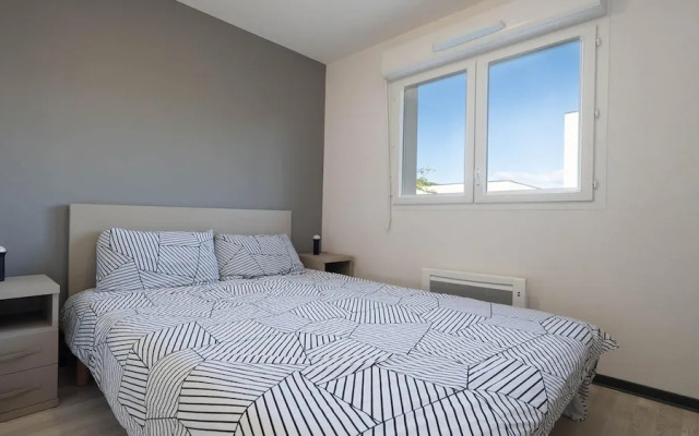 Comfortable Villa by the Sea