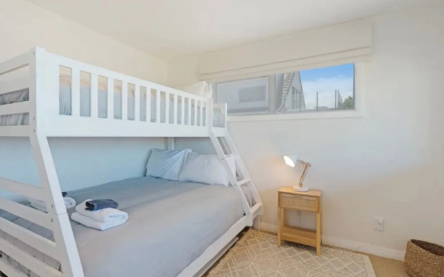 Lyall Bay Parade Apartment