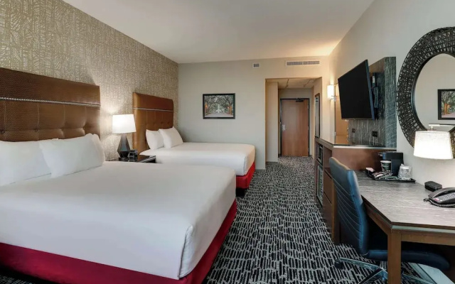 Drury Plaza Hotel Savannah Pooler