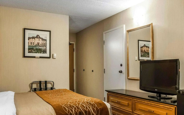Comfort Inn Laval