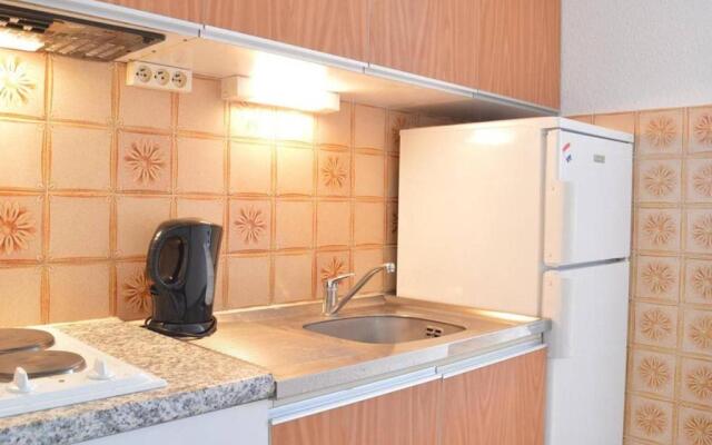 Appartement Port Camargue, 1 Pièce, 5 Personnes - Fr-1-250-78
