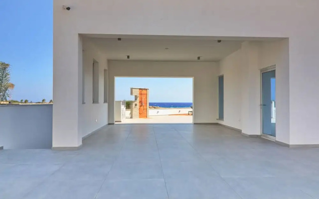 Pearl Beachfront Villa