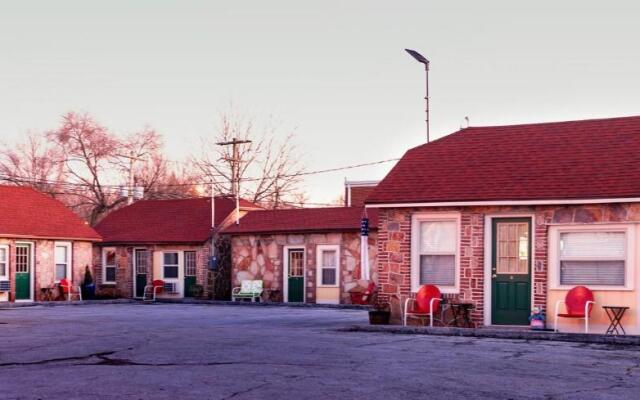 Rockwood Motor Court