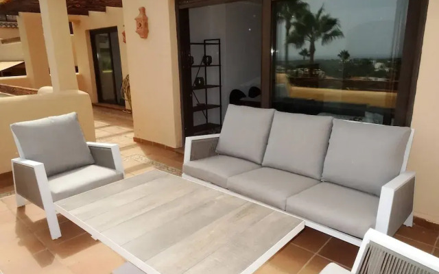 Beautiful Flat Near Golf Courses With sea Views