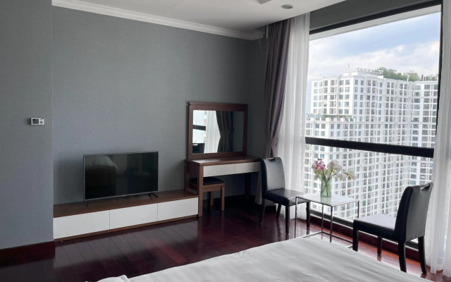 Vinhomes Royal City Luxury Apartment 3 Br