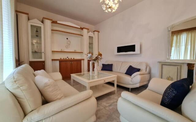 Myrtia Guest House
