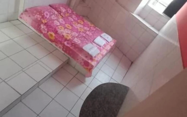 Hostel Suítes 77