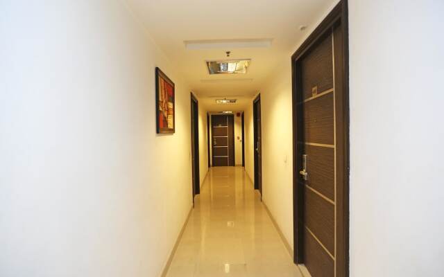 OYO 16004 Le Crescent