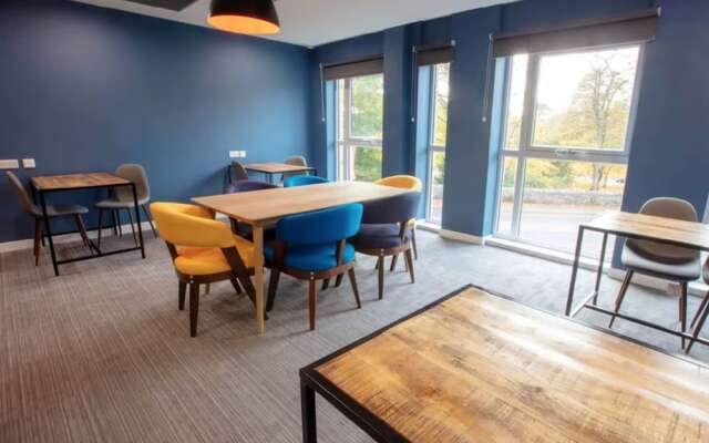 Vibrant Rooms in ABERDEEN - SK - Campus Accommodation