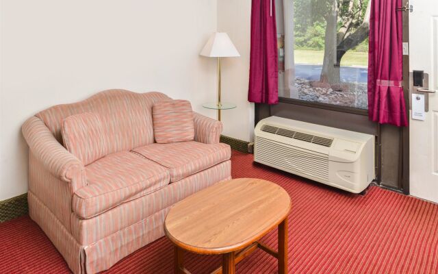 Americas Best Value Inn - Williamsburg/Lightfoot Area