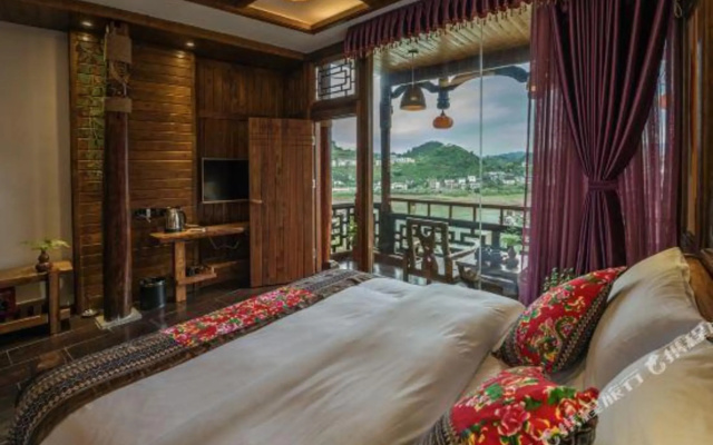 Tuwang Palace · Eight Halls, Furong Town (Waterfall View, Core Scenic Area) – Guest Rooms – Xiangxi