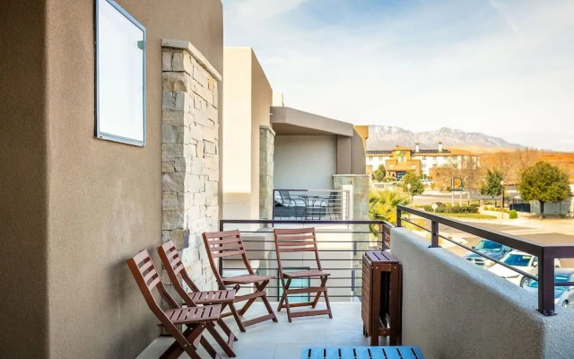 Latitude Adjustment by RedAwning