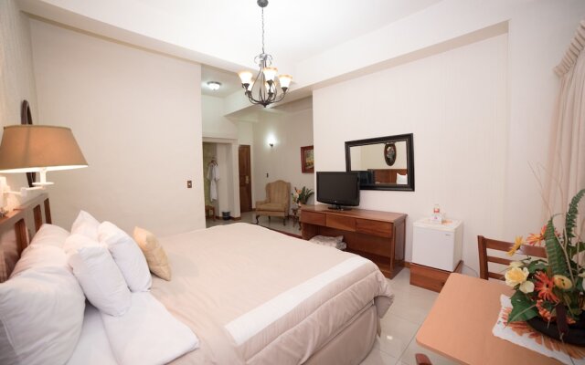Hotel Anna Inn
