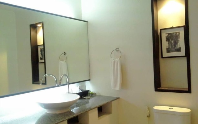 296 The Radtanaiya Residence