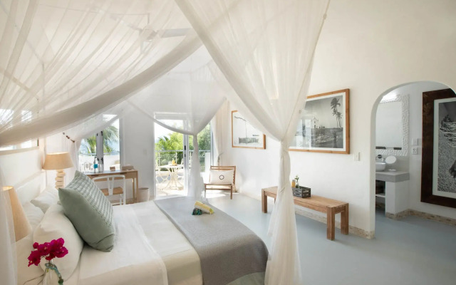 Santorini Mozambique
