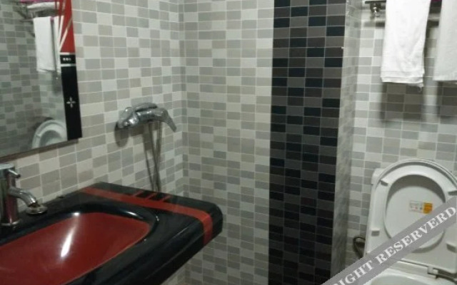 Xianglong Hotel