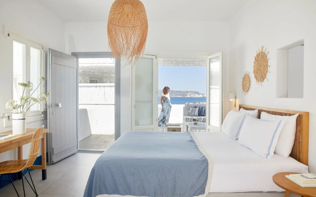 Milos Breeze Boutique Hotel
