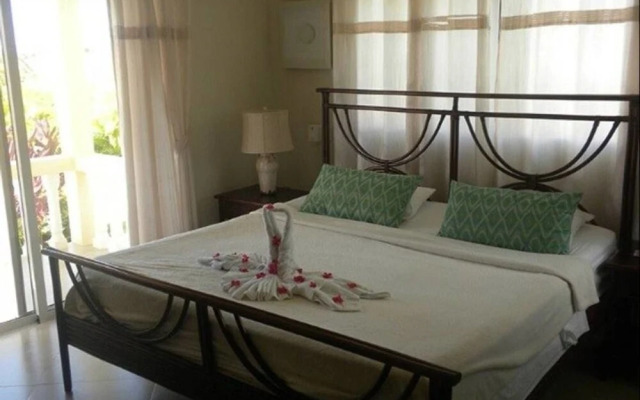 Villa in Gated Community Furnished Lots Amenities