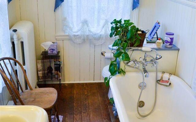 The River Gem B&B