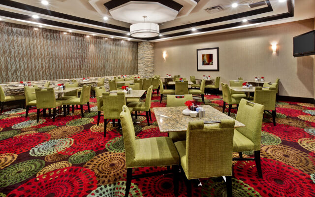 Holiday Inn Chicago Northwest-Elgin by IHG