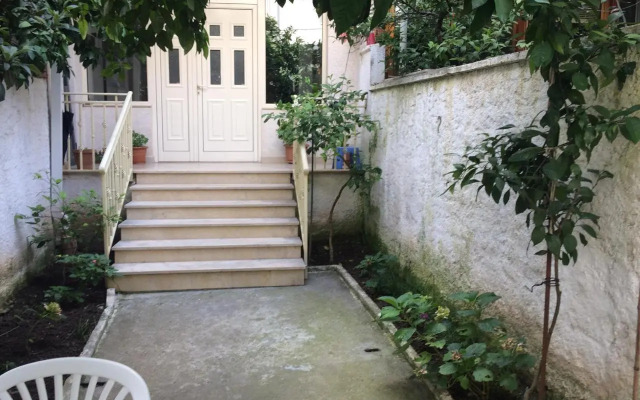 Nina Guest House