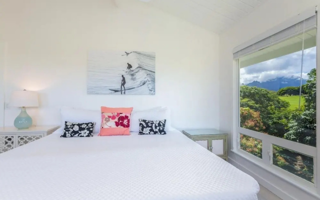 Hale Mauna Nui 4 Bedroom Home by RedAwning
