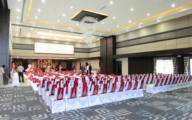 Narayani Heights Hotel and Resort