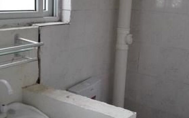 Kaifeng Yaxuange Apartment